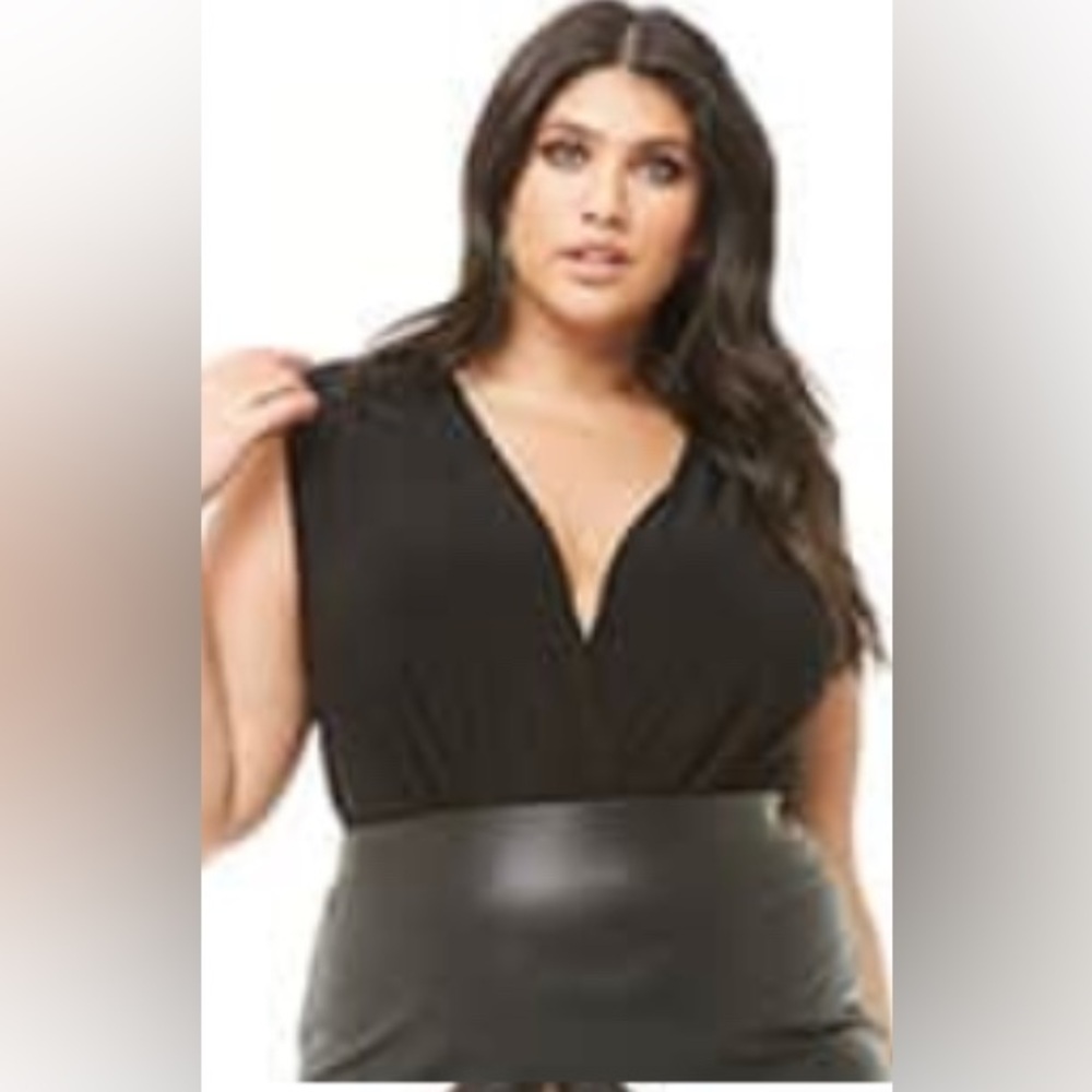 Plus size Sleeveless Surplice Bodysuit